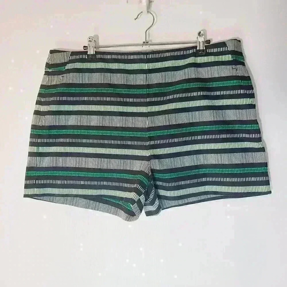 Banana Republic Pants - Banana Republic Shorts Womens Size 14 Black Green Striped Chino Casual Preppy
